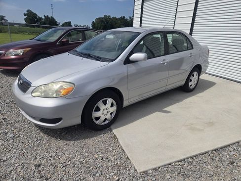 Used 2006 Toyota Corolla LE FWD image 3