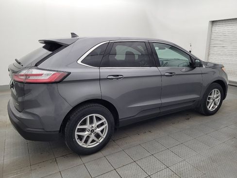 Used 2024 Ford Edge SEL image 10