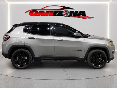 Used 2019 Jeep Compass Altitude image 2