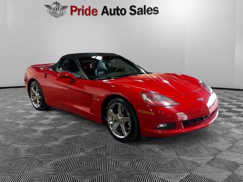 Used 2007 Chevrolet Corvette Convertible w/ Preferred Equipment Group RWD image 3