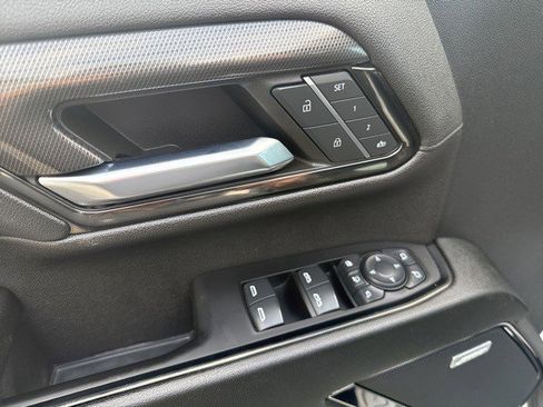 Certified 2024 GMC Sierra 2500 AT4 w/ AT4 Premium Plus Package image 19