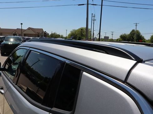 Used 2023 Jeep Compass Latitude AWD/4WD image 26