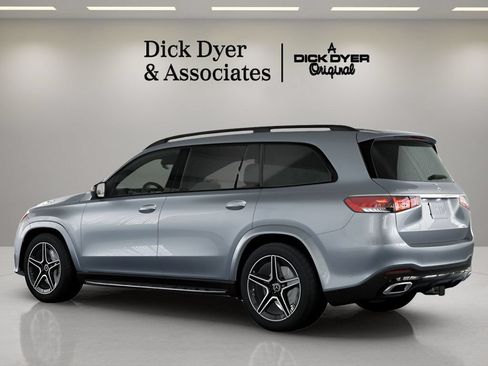 Used 2025 Mercedes-Benz GLS 450 4MATIC image 20