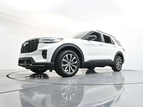 New 2026 Ford Explorer ST-Line AWD/4WD image 30