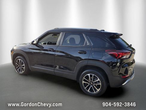 Certified 2025 Chevrolet TrailBlazer LT AWD/4WD image 3