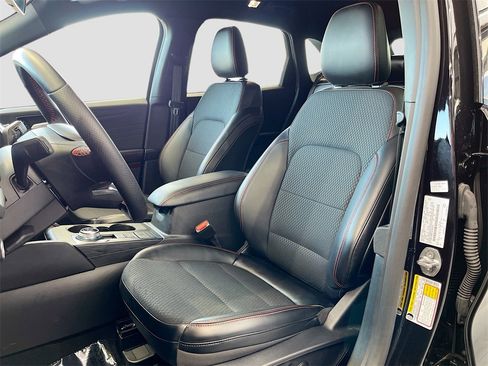 Used 2025 Ford Escape ST-Line image 19
