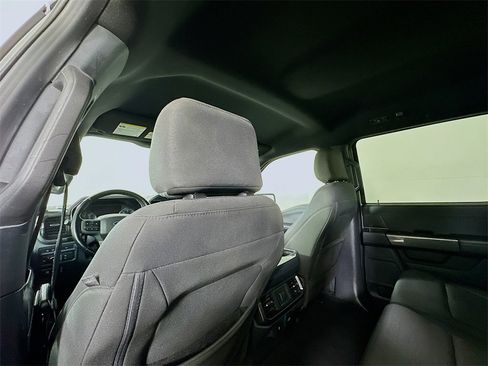 Used 2022 Ford F150 XLT w/ Equipment Group 302A High image 13