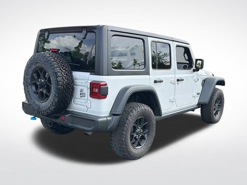 Used 2024 Jeep Wrangler Unlimited AWD/4WD image 5