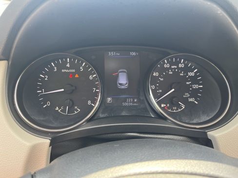 Used 2019 Nissan Rogue Sport SL w/ Premium Package FWD image 15