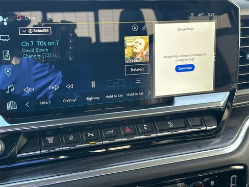 Used 2025 Chevrolet Silverado 2500 LTZ w/ LTZ Premium Package image 30