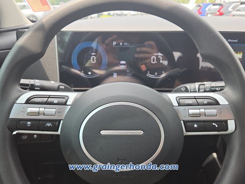 Used 2026 Hyundai Tucson SEL FWD image 18
