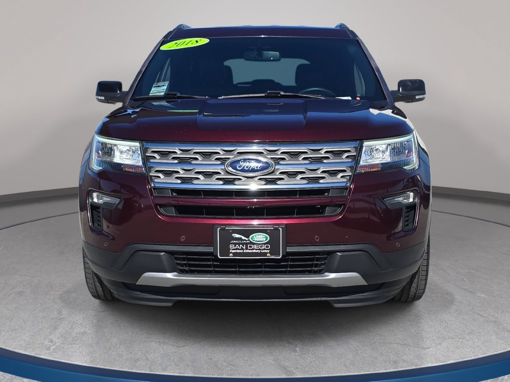 Used 2018 Ford Explorer XLT w/ Equipment Group 202A FWD image 3