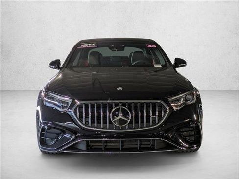 Used 2025 Mercedes-Benz E 53 AMG e 4MATIC Sedan image 5