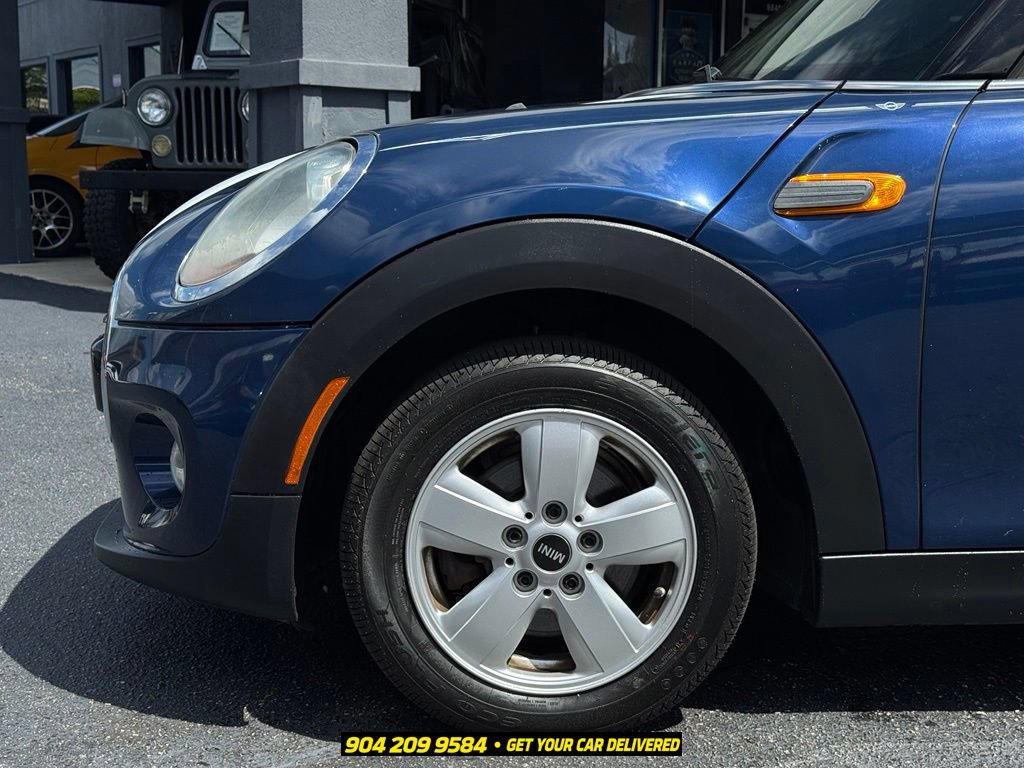 Used 2015 MINI Cooper 4-Door Hardtop FWD image 12