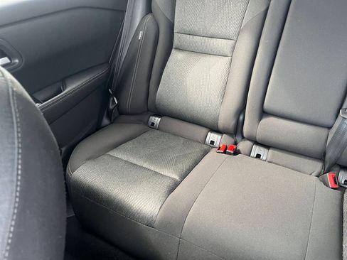 Used 2025 Nissan Rogue SV FWD image 41