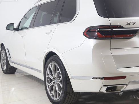 Used 2023 BMW X7 xDrive40i w/ Premium Package image 26