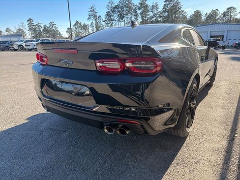 Used 2022 Chevrolet Camaro LT image 3