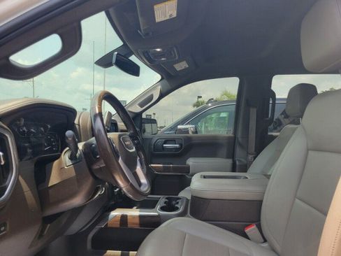 Used 2021 GMC Sierra 1500 SLT w/ SLT Premium Package AWD/4WD image 12