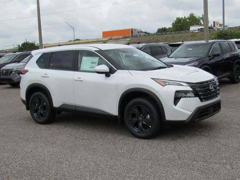 New 2026 Nissan Rogue SV FWD image 1