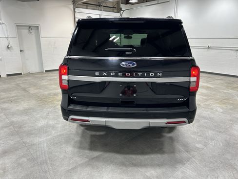 Used 2024 Ford Expedition Max XLT AWD/4WD image 6