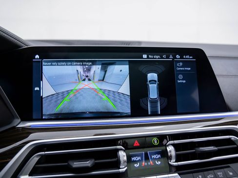 Used 2023 BMW X5 xDrive40i w/ Premium Package image 23