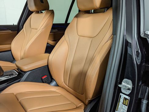 Certified 2023 BMW X3 xDrive30i w/ Premium Package image 17