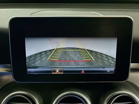 Used 2017 Mercedes-Benz GLC 300 image 17