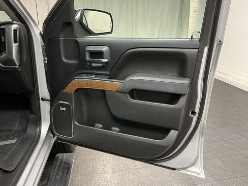 Used 2017 Chevrolet Silverado 1500 LTZ w/ LTZ Plus Package AWD/4WD image 33