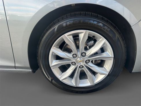 Used 2024 Chevrolet Malibu LT image 16