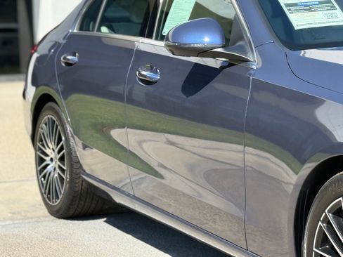 Used 2025 Mercedes-Benz C 300 Sedan image 10