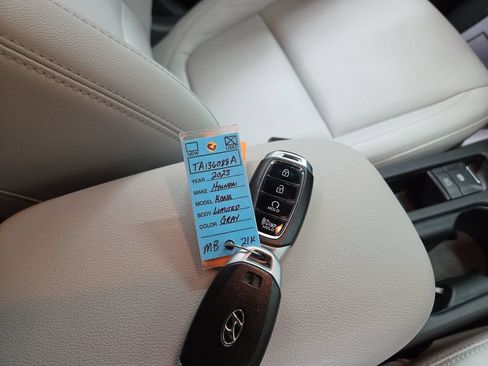 Used 2023 Hyundai Kona Limited AWD/4WD image 13