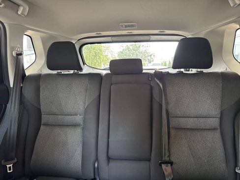 Used 2025 Nissan Rogue SV FWD image 39