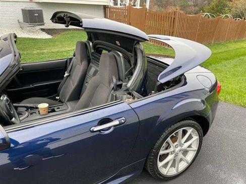 Used 2012 MAZDA MX-5 Miata Touring w/ Appearance Pkg image 20