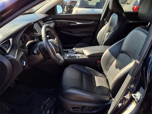 Used 2024 INFINITI QX50 Luxe image 11