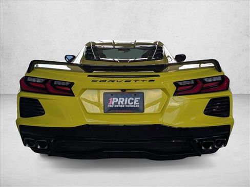 Used 2020 Chevrolet Corvette Stingray Coupe w/ Z51 Performance Package RWD image 7