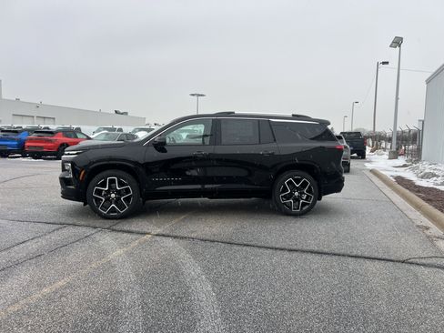 New 2026 Chevrolet Traverse High Country image 2