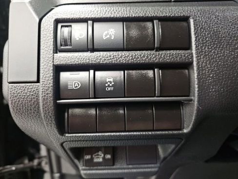 Certified 2024 Toyota Tacoma SR image 18