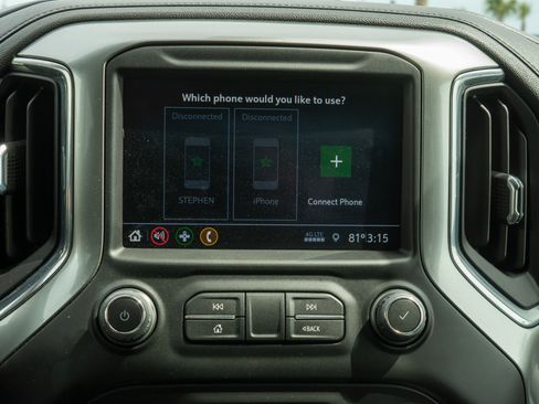 Certified 2022 Chevrolet Silverado 1500 LT AWD/4WD image 18
