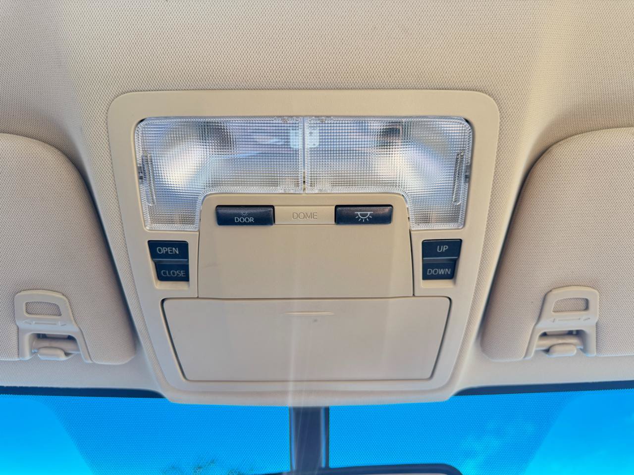 Used 2015 Toyota Avalon XLE Touring FWD image 47