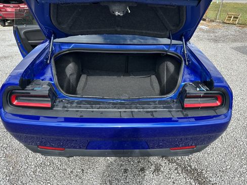 Used 2018 Dodge Challenger R/T w/ Blacktop Package image 20