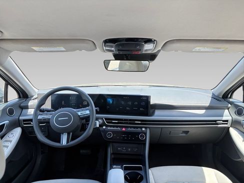Used 2025 Hyundai Sonata SEL image 3