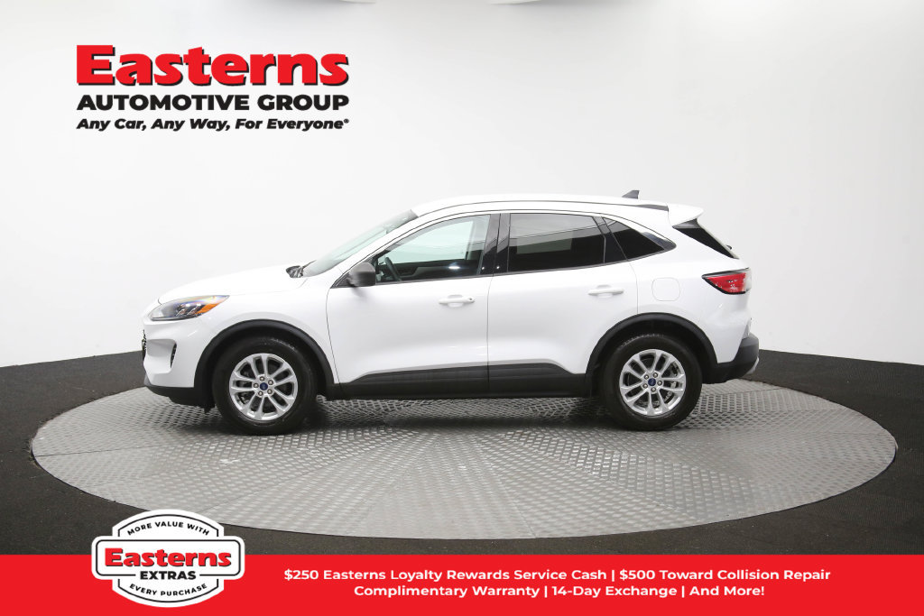 Used 2022 Ford Escape SE FWD image 60