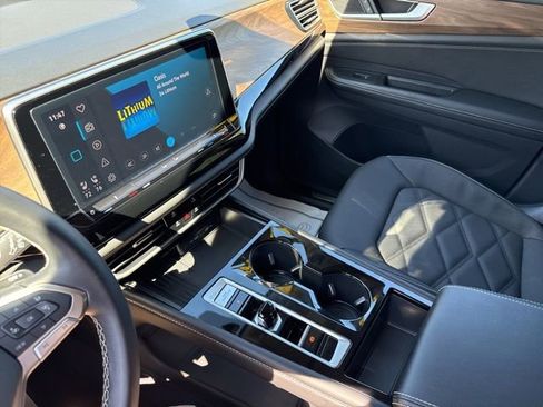 Used 2026 Volkswagen Atlas SE image 47