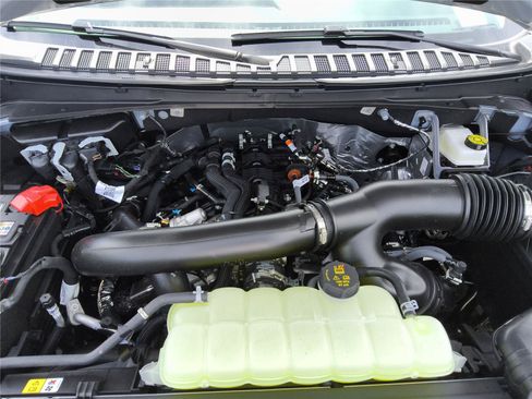 New 2027 Ford Expedition Max Active RWD image 33