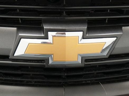 Used 2016 Chevrolet Colorado Z71 AWD/4WD image 12