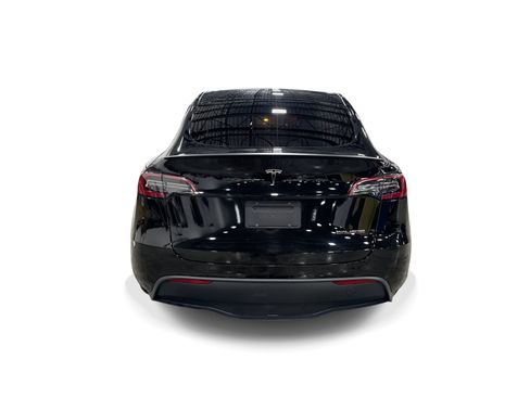 Certified 2023 Tesla Model Y Performance AWD/4WD image 5