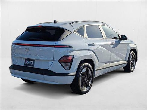 New 2025 Hyundai Kona SEL FWD image 2