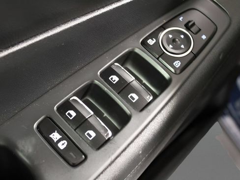 Used 2019 Hyundai Santa Fe SE FWD image 10