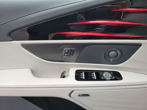 New 2026 Lincoln Nautilus Premier w/ Equipment Group 102A image 18