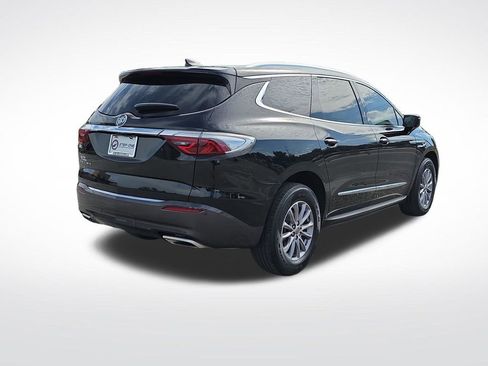 Used 2023 Buick Enclave Essence w/ Sound and Sites Package FWD image 7